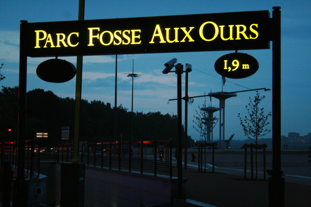 Managing egress from large events